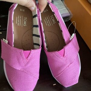 Toms slippers girls